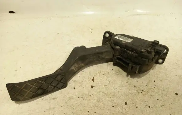 Volkswagen Multivan T5 Accelerator throttle pedal 7H1721503 6PV00849503