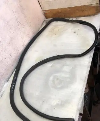 Nissan Juke II F16 Rubber seal rear door 