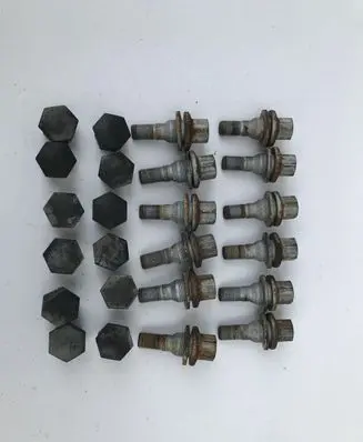 Opel Crossland X Nuts/bolts 