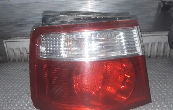 KIA Carens II Rear/tail lights
