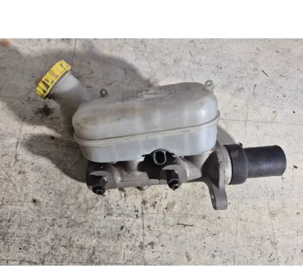 Chrysler Grand Voyager IV Master brake cylinder P04721154AB 4057C78