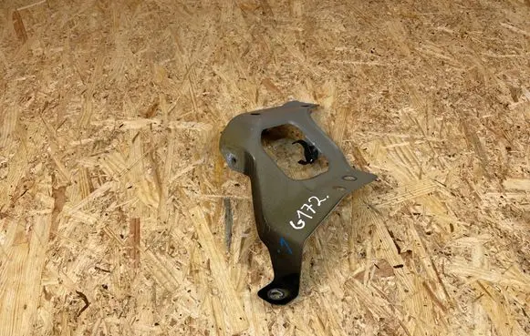 Tesla Model 3 Fender mounting bracket 108601700D