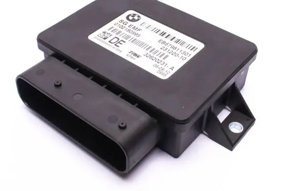 BMW 5 F10 F11 Hand brake control module 6798113 EB679811301 231220-10