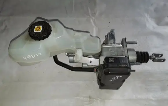 Suzuki Swace ABS Pump 4727047040