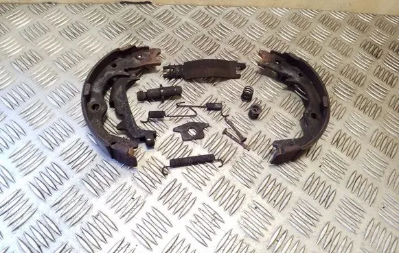 Hyundai ix35 Handbrake/parking brake pads 