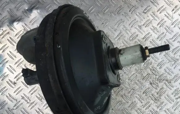 Audi A4 S4 B5 8D Brake booster 8d0612105f