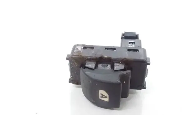 Peugeot Partner Electric window control switch 9666955077