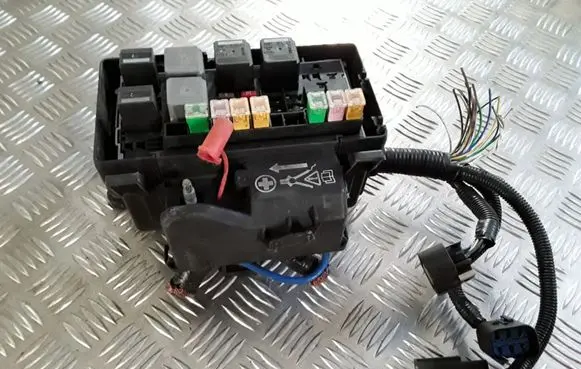 Ford Transit Fuse module 6C1T14A067AB