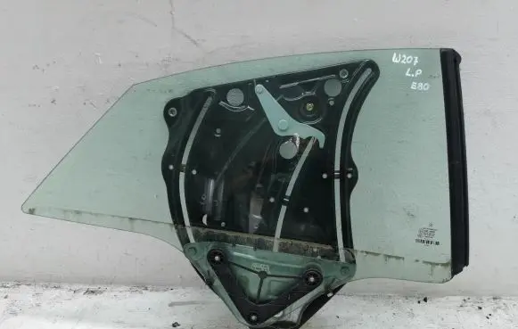 Mercedes-Benz E C207 W207 Rear side window