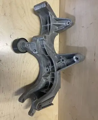 Generator/alternator bracket