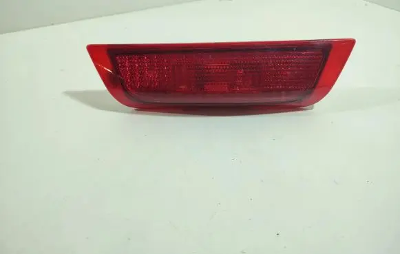 Nissan Micra Third/center stoplight 22340100