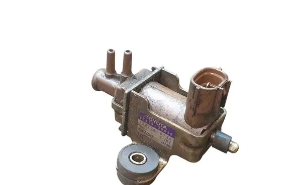 Toyota Hilux (AN10, AN20, AN30) Turbo solenoid valve 2581930030 1397000750