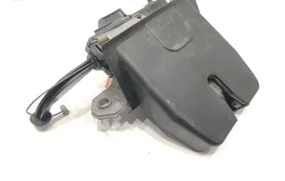 Jaguar XJ X351 Tailgate exterior lock AW93-442966-AC