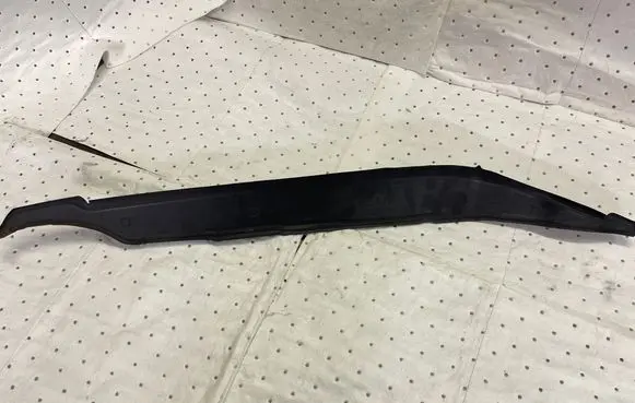 Volkswagen ID.3 Fender end trim 10A821111A