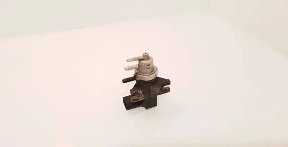 Audi A3 S3 8L Turbo solenoid valve 1J0906627B 05106 72290345