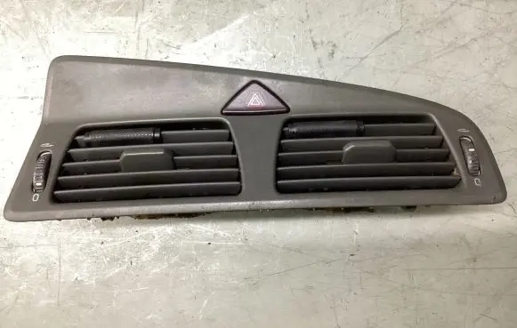 Volvo S60 Dash center air vent grill 3409374