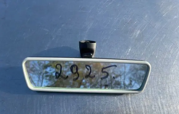 Volkswagen Touran I Rear view mirror (interior) E1021065