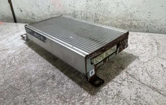 Chrysler Pacifica Sound amplifier 05082009AH 36670C