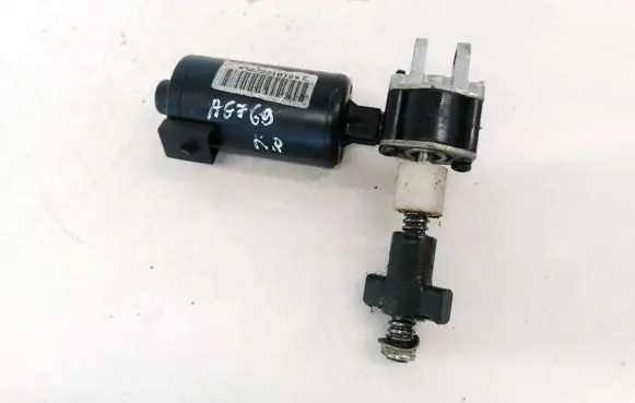 Nissan X-Trail T30 Seat adjustment motor 