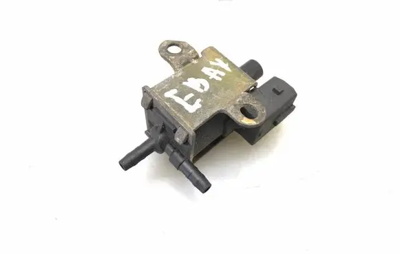 Audi A4 S4 B6 8E 8H Vacuum valve 026906263H