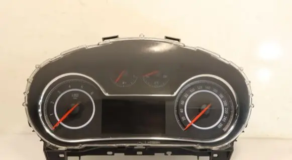 Opel Insignia A Clock 