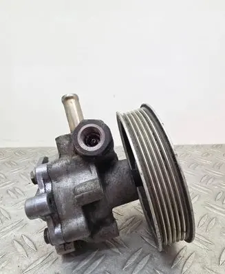 Audi A4 S4 B7 8E 8H Power steering pump 8E0145153 1FAB