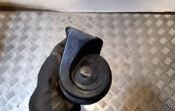 BMW 7 F01 F02 F03 F04 Horn signal 7575253