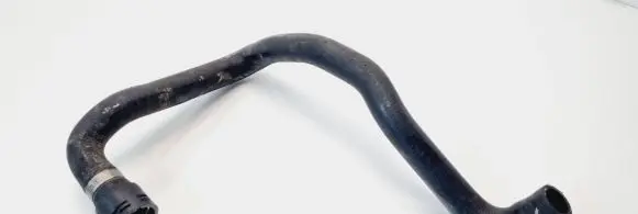 Volkswagen PASSAT B5.5 Engine coolant pipe/hose 8D0819371AN