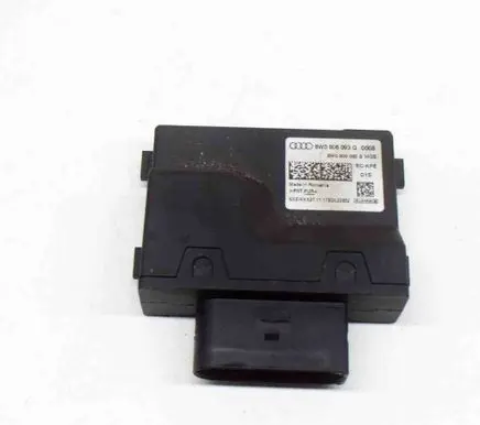 Audi A5 Fuel injection pump control unit/module 8W0906093G