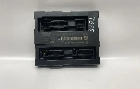 Audi A7 S7 4G Central body control module 4H0907064CR 5DK010565