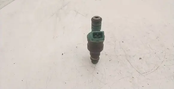 BMW 5 E39 Fuel injector 0280150415