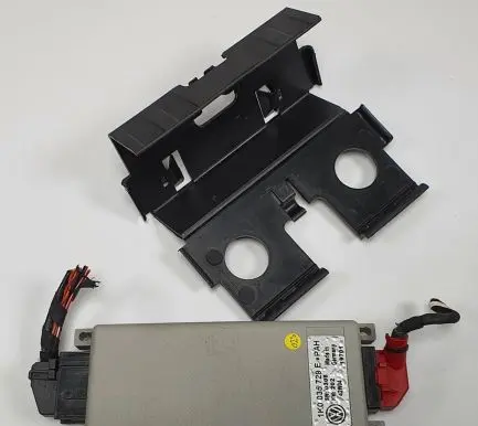 Volkswagen Golf V Phone control unit/module 1K0035729E