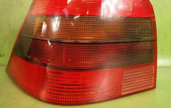 Volkswagen Golf IV Rear/tail lights 1J6945111S