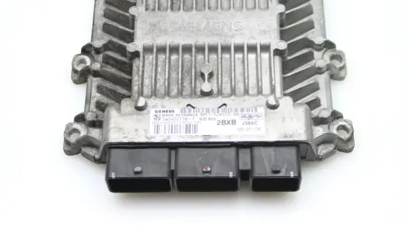 Ford Focus C-MAX Engine control unit/module 3M5112A650AB