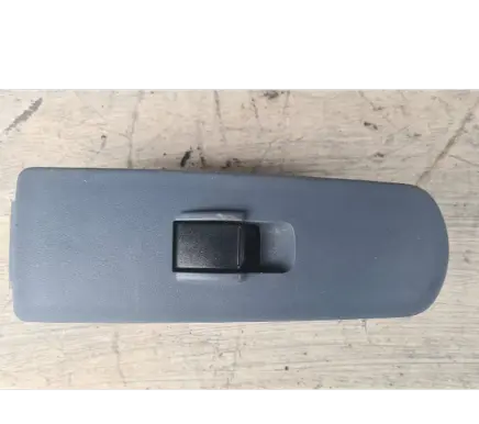 Mitsubishi Colt Electric window control switch MN141018 W68S0080