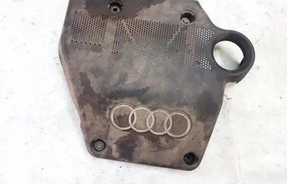 Audi A3 S3 8L Engine cover (trim) 06a103925n