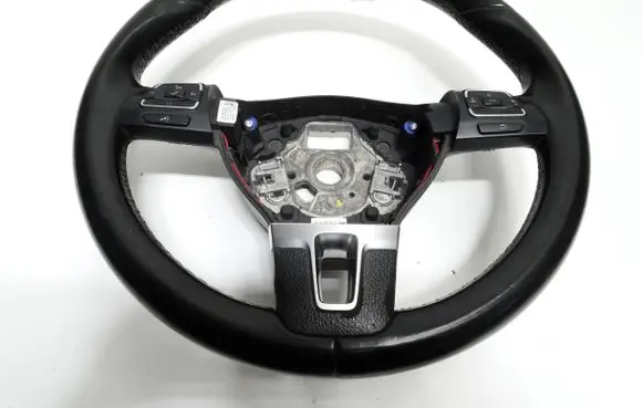Volkswagen PASSAT B7 Steering wheel 3C8419091BE 0060020608 307020999024AE