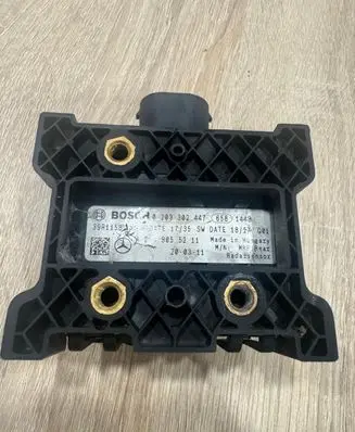 Mercedes-Benz E W212 Distronic sensor radar 0203302447