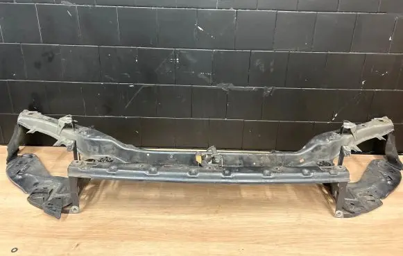Volvo V50 Front bumper support beam