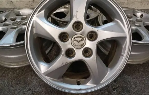 Mitsubishi L200 R15 alloy rim 560-C75