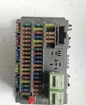 Mini One - Cooper R50 - 53 Fuse box set 518030507