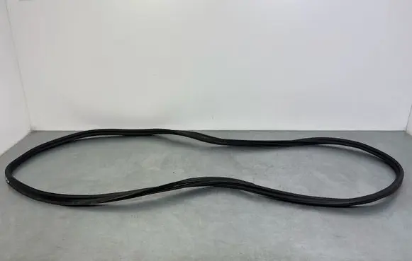 Volkswagen PASSAT B9 Trunk rubber seal (body) 3J0027705