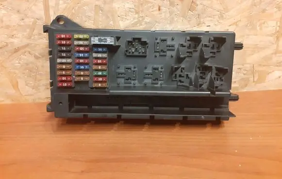 Mercedes-Benz Sprinter W906 Fuse box set A9065454401 2416