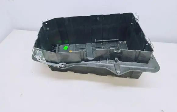 Porsche Cayenne (92A) Battery box tray 7P0801283