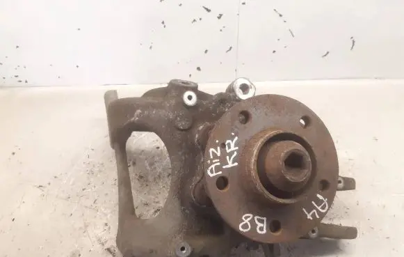 Audi A4 S4 B8 8K Rear wheel hub spindle/knuckle 