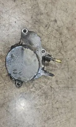 Opel Astra J Vacuum pump 7009690201 8981154390 11T0601335