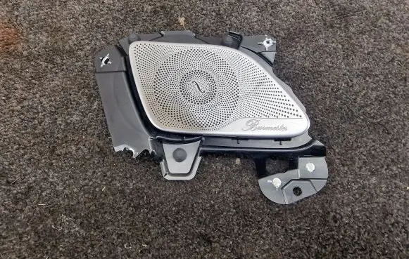 Mercedes-Benz S W222 Front door speaker cover trim A2228200412