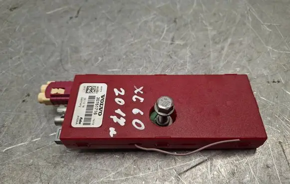 Volvo XC60 Aerial antenna amplifier 30761716
