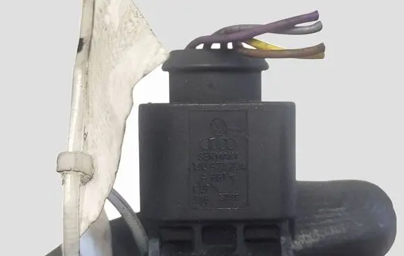Audi A3 S3 8P Air pressure sensor 0281002977 03G906051E