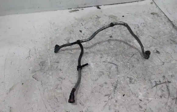 Jaguar XF X250 Fuel line/pipe/hose 